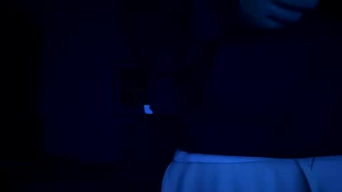 Snapshot of penessy47 chatting on 11/13/25, 10:14 penessy47 online show from 11/13/25, 10:14