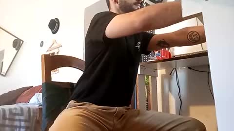 penesvoladores92 online show from 11/18/25, 03:27