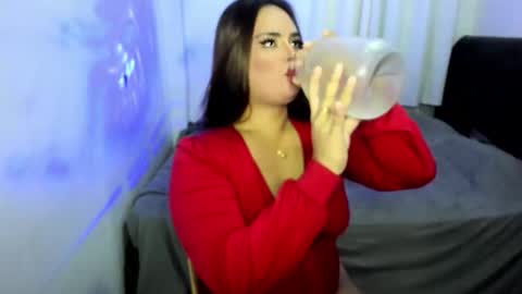 Snapshot of peninayni chatting on 11/17/25, 12:49 peny online show from 11/17/25, 12:49