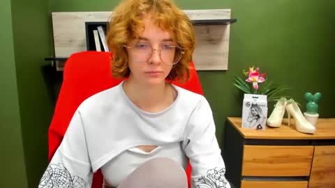 Penny online show from 09/17/25, 06:26