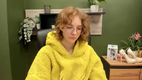 Penny online show from 10/21/25, 06:25