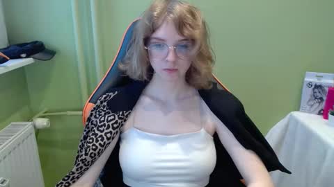 Penny online show from 11/26/25, 07:42