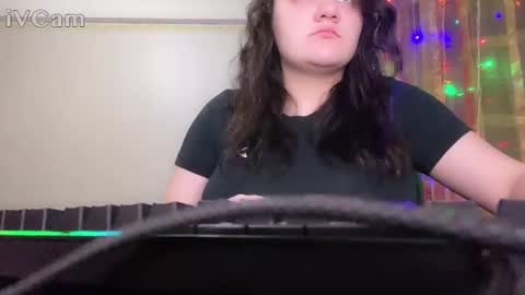 Snapshot of penny_perry chatting on 12/18/24, 06:14 penny_perry online show from 12/18/24, 06:14