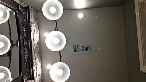 Snapshot of pennyalvia921 chatting on 10/30/25, 04:47 pennyalvia921 online show from 10/30/25, 04:47