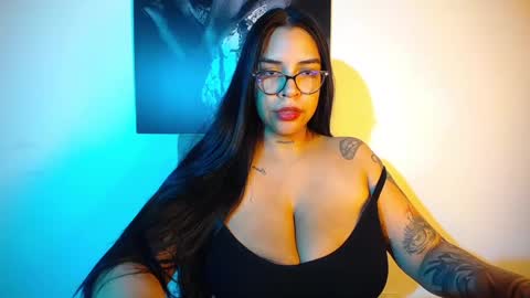 Snapshot of pennyomelons chatting on 12/28/24, 03:47 My onlyfans online show from 12/28/24, 03:47