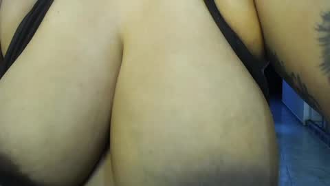 Snapshot of pennyomelons chatting on 04/29/26, 06:14 My onlyfans online show from 04/29/26, 06:14