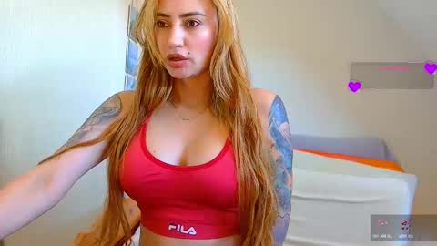 Snapshot of pennyy__ chatting on 03/22/26, 10:29 Hi Im Penelope better vibrations 1111 online show from 03/22/26, 10:29