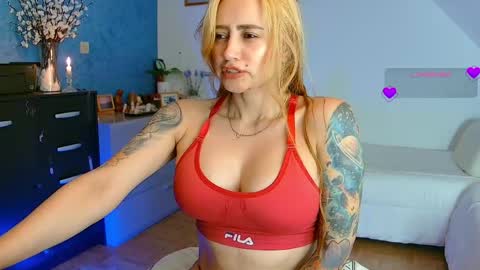 Snapshot of pennyy__ chatting on 03/24/26, 09:53 Hi Im Penelope better vibrations 1111 online show from 03/24/26, 09:53