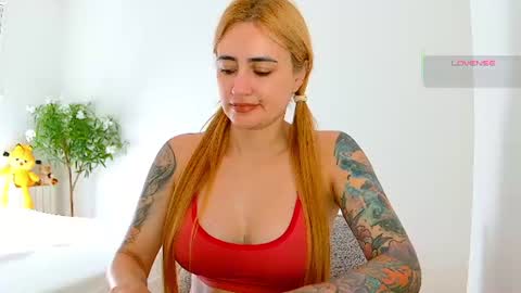 Snapshot of pennyy__ chatting on 07/15/26, 09:03 Hi Im Penelope better vibrations 1111 online show from 07/15/26, 09:03