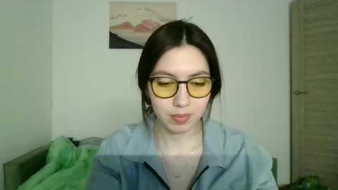 Snapshot of peony_a chatting on 06/20/26, 10:23 peony a online show from 06/20/26, 10:23