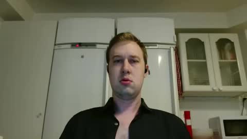 Snapshot of peppepang chatting on 05/08/26, 03:01 NordicBullForMilking online show from 05/08/26, 03:01