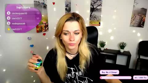 Mia online show from 11/04/25, 07:29