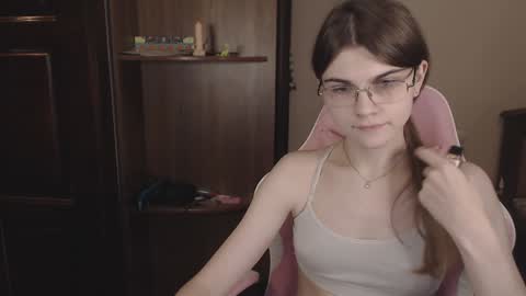 Farida online show from 12/03/24, 02:25