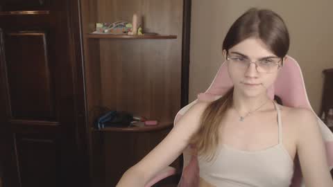 Farida online show from 12/27/24, 03:31