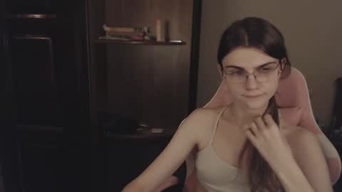 Farida online show from 01/16/25, 02:19