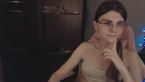 Farida online show from 01/25/25, 09:14