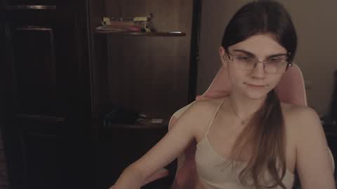 Farida online show from 01/29/25, 01:27