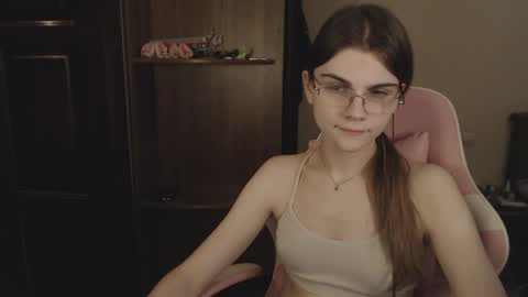 Farida online show from 02/10/25, 12:08