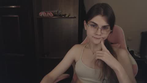 Farida online show from 02/13/25, 01:19