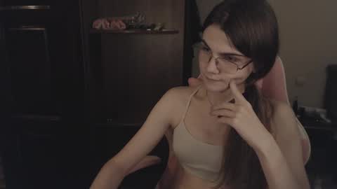 Farida online show from 02/17/25, 12:54