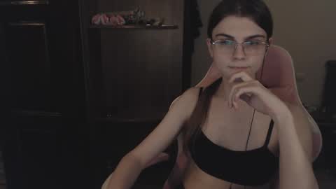 Farida online show from 02/18/25, 11:19