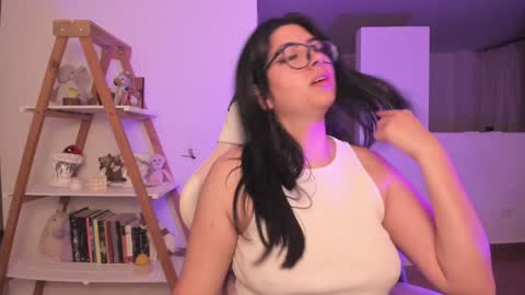 Sarah Ana Banana online show from 01/22/25, 02:15