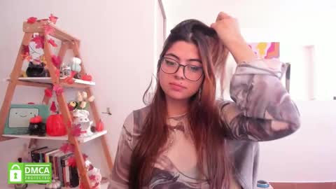 Sarah Ana Banana online show from 10/16/25, 06:53