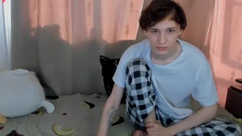 Snapshot of perfect_couplexx chatting on 06/21/26, 12:19 Lina and John online show from 06/21/26, 12:19