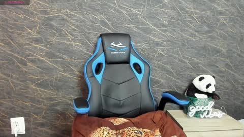 Daisy online show from 12/08/24, 03:13