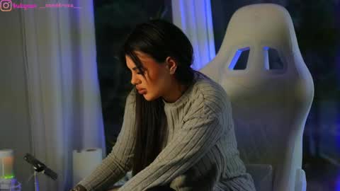 Dee online show from 12/11/24, 08:58