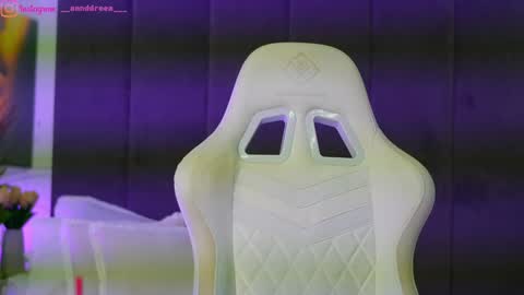 Dee online show from 12/15/25, 05:28