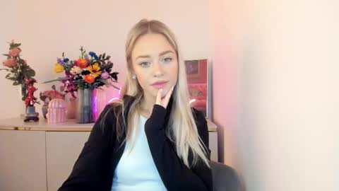 Cindy online show from 10/03/25, 05:37