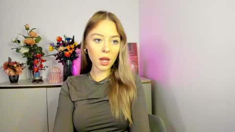 Cindy online show from 11/18/25, 06:29