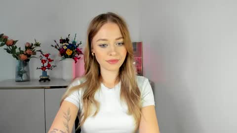 Snapshot of perfectxcindy chatting on 05/20/26, 05:35 Cindy online show from 05/20/26, 05:35