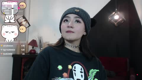 Snapshot of perla_campbell chatting on 12/11/24, 12:33   online show from 12/11/24, 12:33