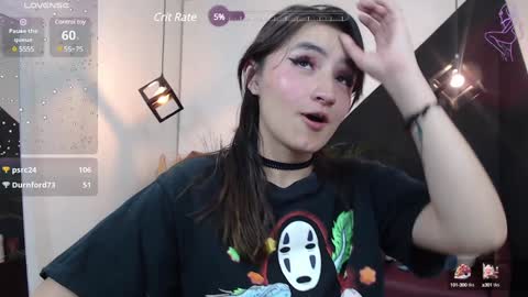 Snapshot of perla_campbell chatting on 01/28/25, 10:56   online show from 01/28/25, 10:56