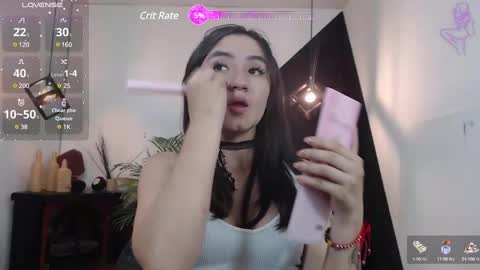 Snapshot of perla_campbell chatting on 02/07/25, 07:38   online show from 02/07/25, 07:38