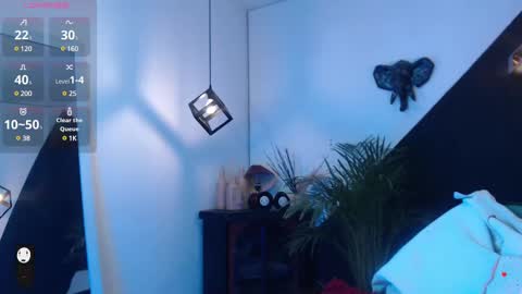 Snapshot of perla_campbell chatting on 03/07/25, 08:22   online show from 03/07/25, 08:22