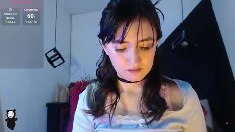 Snapshot of perla_campbell chatting on 03/12/25, 04:13   online show from 03/12/25, 04:13