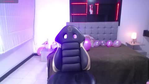 perla_lovely online show from 02/15/26, 12:25