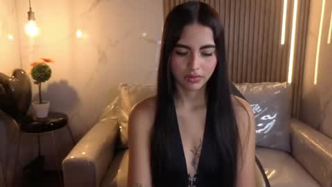 Snapshot of perla_lovely chatting on 04/27/26, 12:47 perla_lovely online show from 04/27/26, 12:47