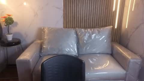 Snapshot of perla_lovely chatting on 06/09/26, 12:28 perla_lovely online show from 06/09/26, 12:28