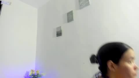 Snapshot of perla_mistc chatting on 04/26/26, 11:46 Perla mistc online show from 04/26/26, 11:46