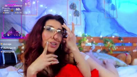 Perla Franco online show from 12/31/24, 10:48