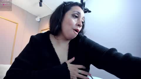 PerlaPreciosa online show from 02/14/25, 06:56