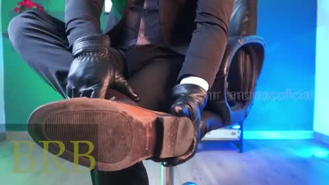 andres    online show from 02/25/25, 08:19