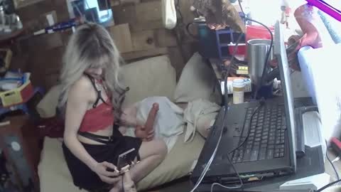 Snapshot of persephone420 chatting on 02/24/25, 05:42 Persephone Love online show from 02/24/25, 05:42