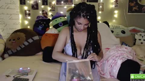 Persephone online show from 10/24/25, 03:14