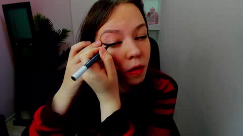 horror flying on the wings of the night.... online show from 12/30/24, 05:37