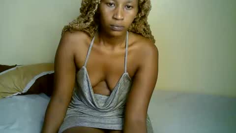 peru_queen online show from 04/13/26, 11:48